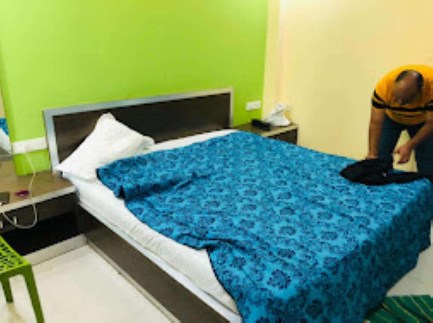 Gadadhar Hotel Puri
