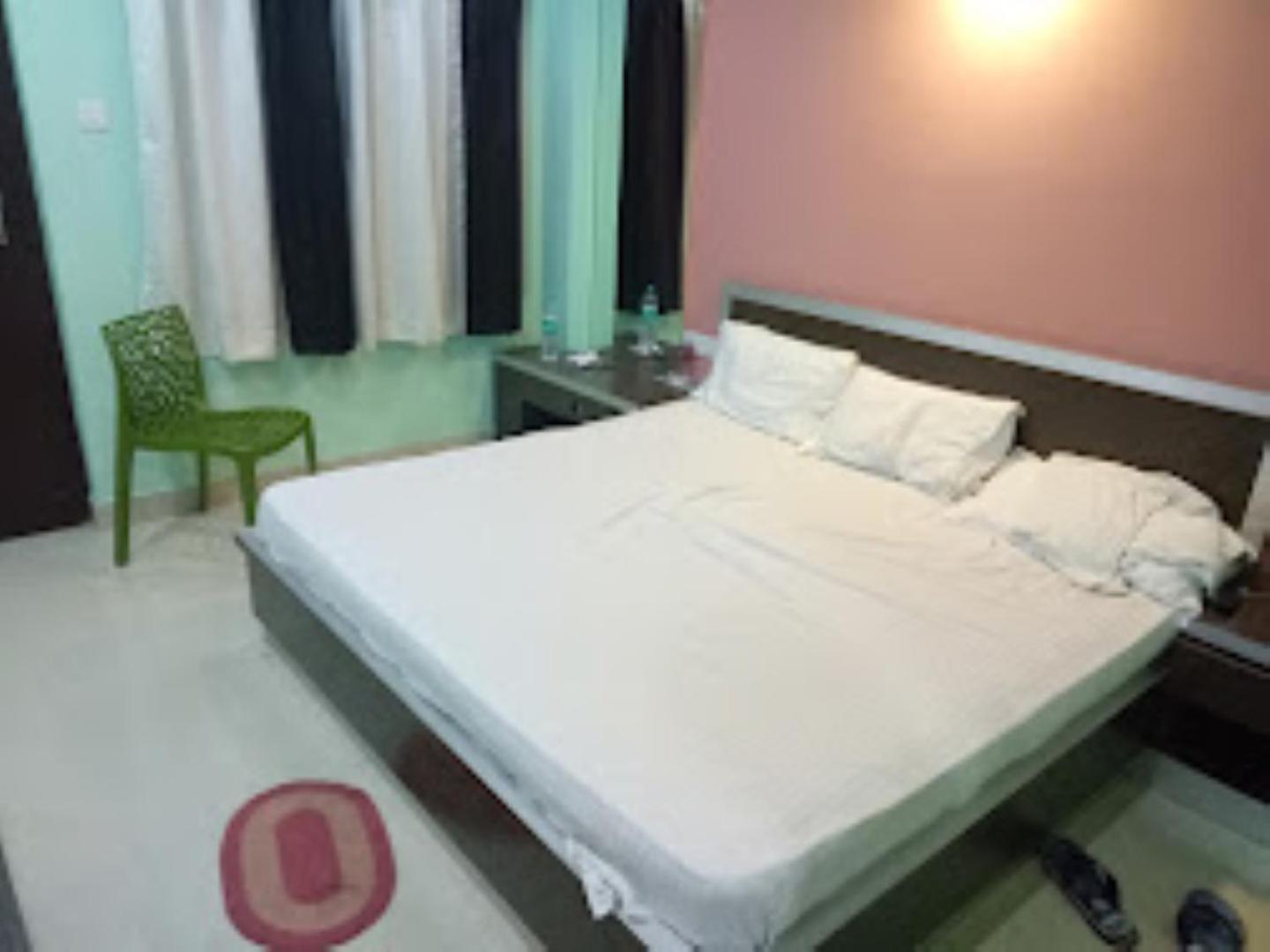 Hotel Gadadhar Puri